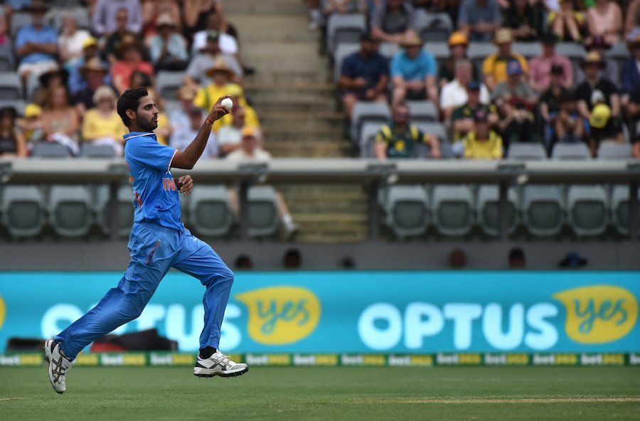  Happy birthday to Bhuvneshwar Kumar! 

 