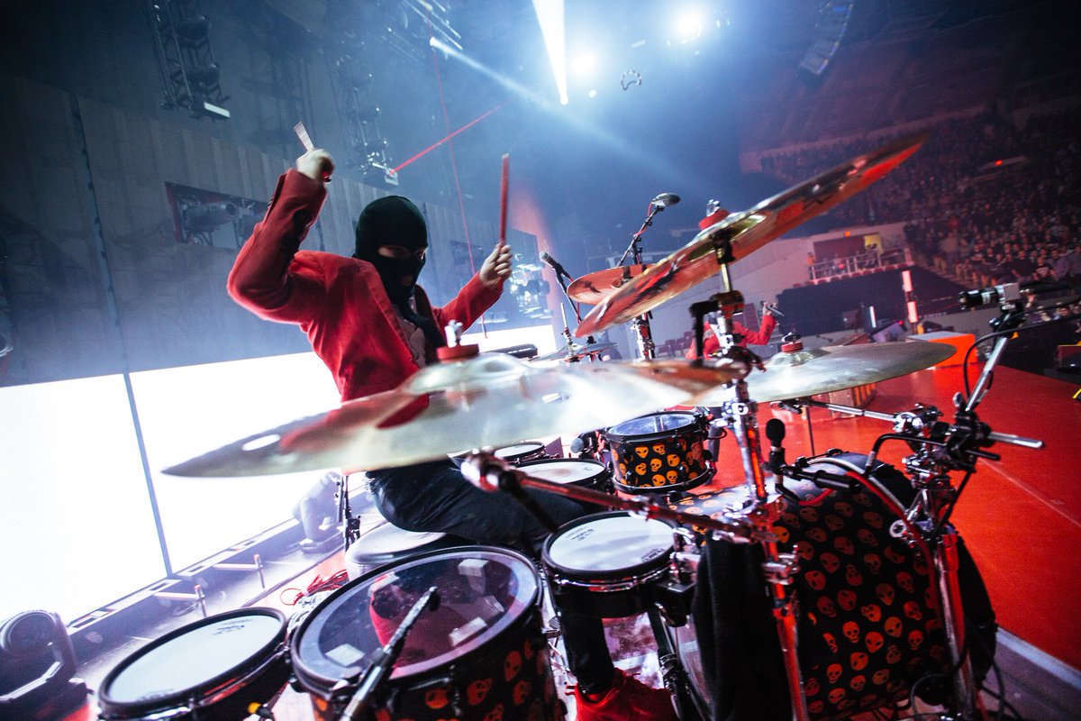 twentyonepilots's tweet photo. a few days ago with madisøn. #ERS2017 https://t.co/YbkwBf7j5K (all tour photos by @BradHeaton) https://t.co/M0BCO9I8cH