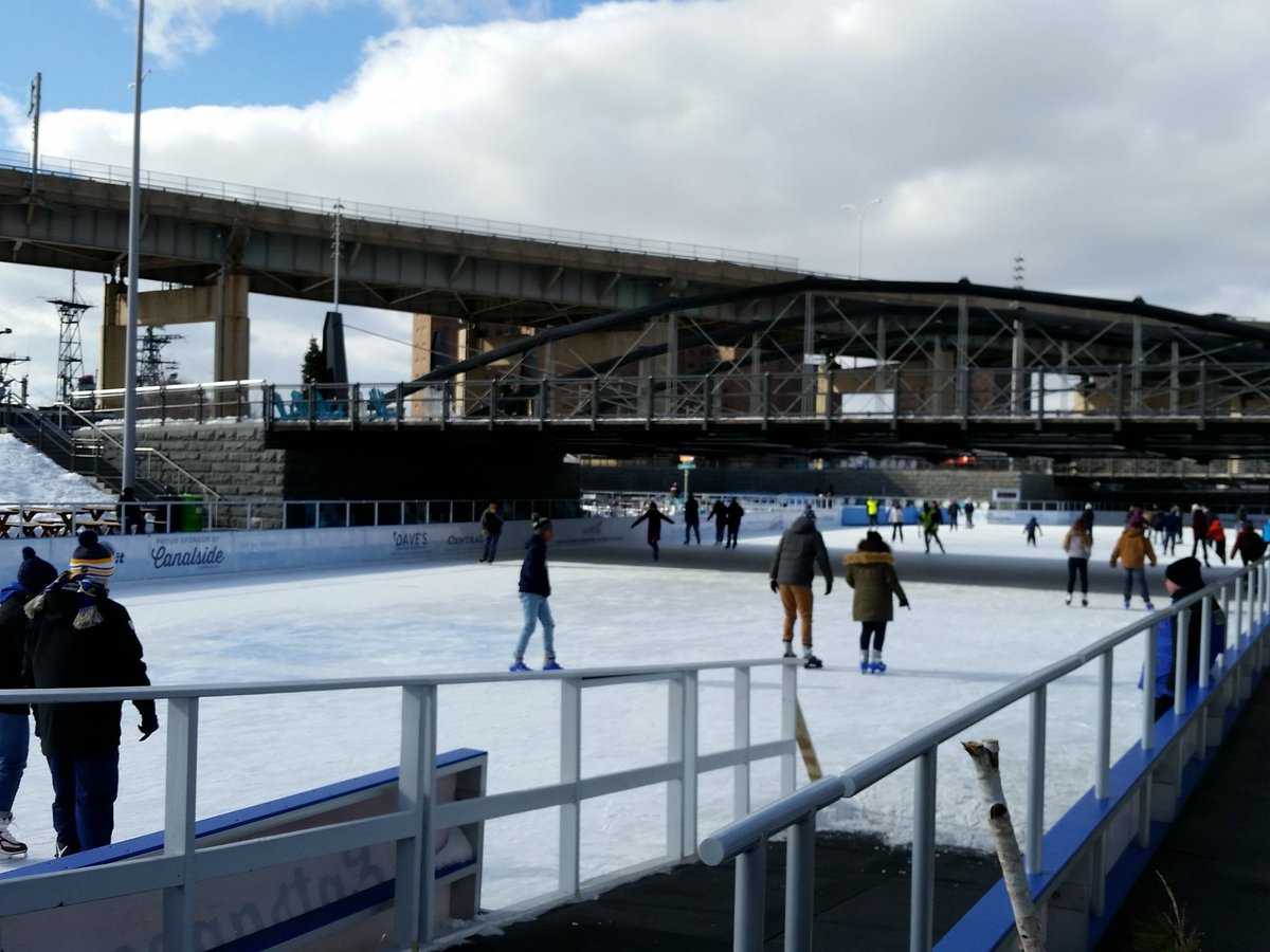 RichardNWhiten's tweet photo. Took a drive to #Buffalo to check out @CanalsideBflo
#Canalside #Zamboni
#Ice #Rink #Skate #IceBikes https://t.co/dQB1hfxWP1