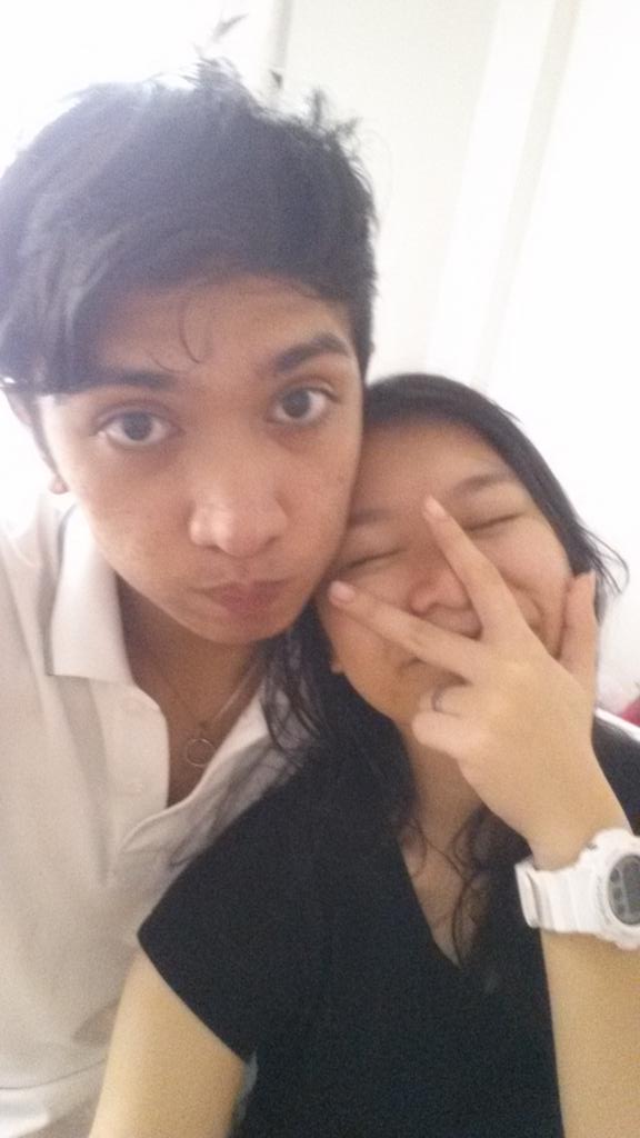spacebarros's tweet photo. @kzlrms 7 days and 2 nights ♡ parang overnight lang kapos af :c  i love youuuu 😊💖💕💖💕💖 https://t.co/bcMOjHOF04