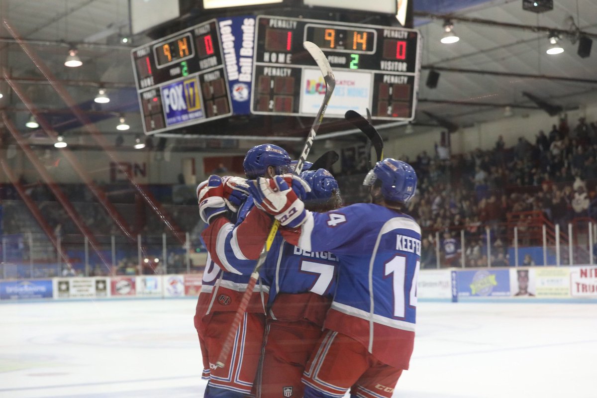 bucshockey's tweet photo. A 6-1 victory for @bucshockey over @MadCapsHockey, read the recap at: https://t.co/KrysYgY9x2 #MADvsDM https://t.co/FJOMveuSLW