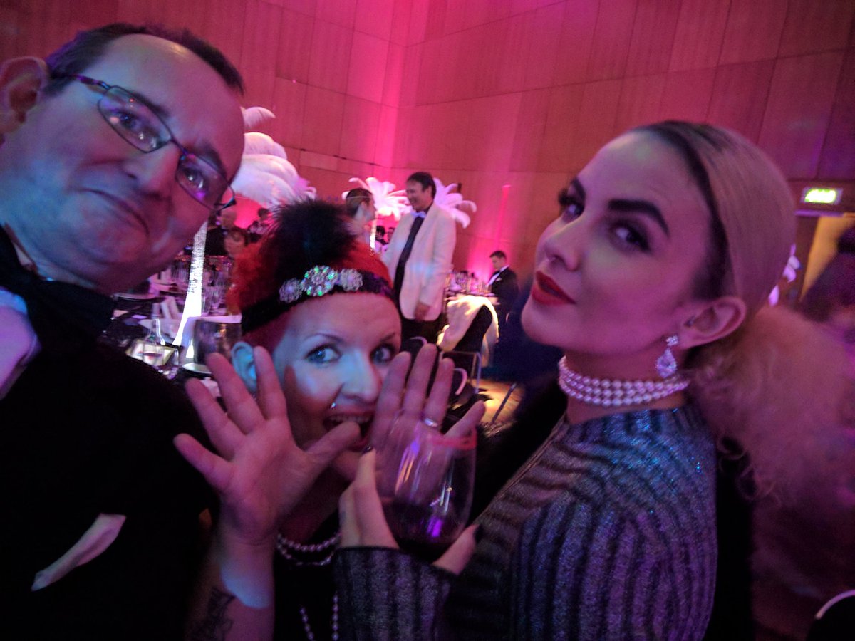 MagicByCarl's tweet photo. @CeceMcClean made my year!!! "Has anyone ever told you that you look like Bill Cosby?!!!!)
😂😂😂😂😂 https://t.co/mEYHqPDXmX