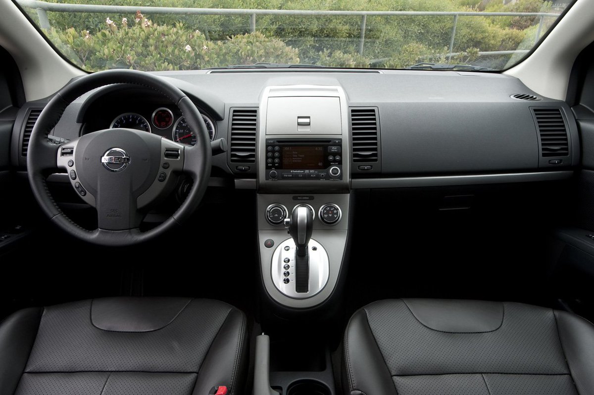 soloautos's tweet photo. #CompraDeAuto Usado sí, y también muy interesante: Nissan Sentra 2007-2012... https://t.co/0L8Q4Z15V4 @Nissan_mx https://t.co/K3X6hNXb6a