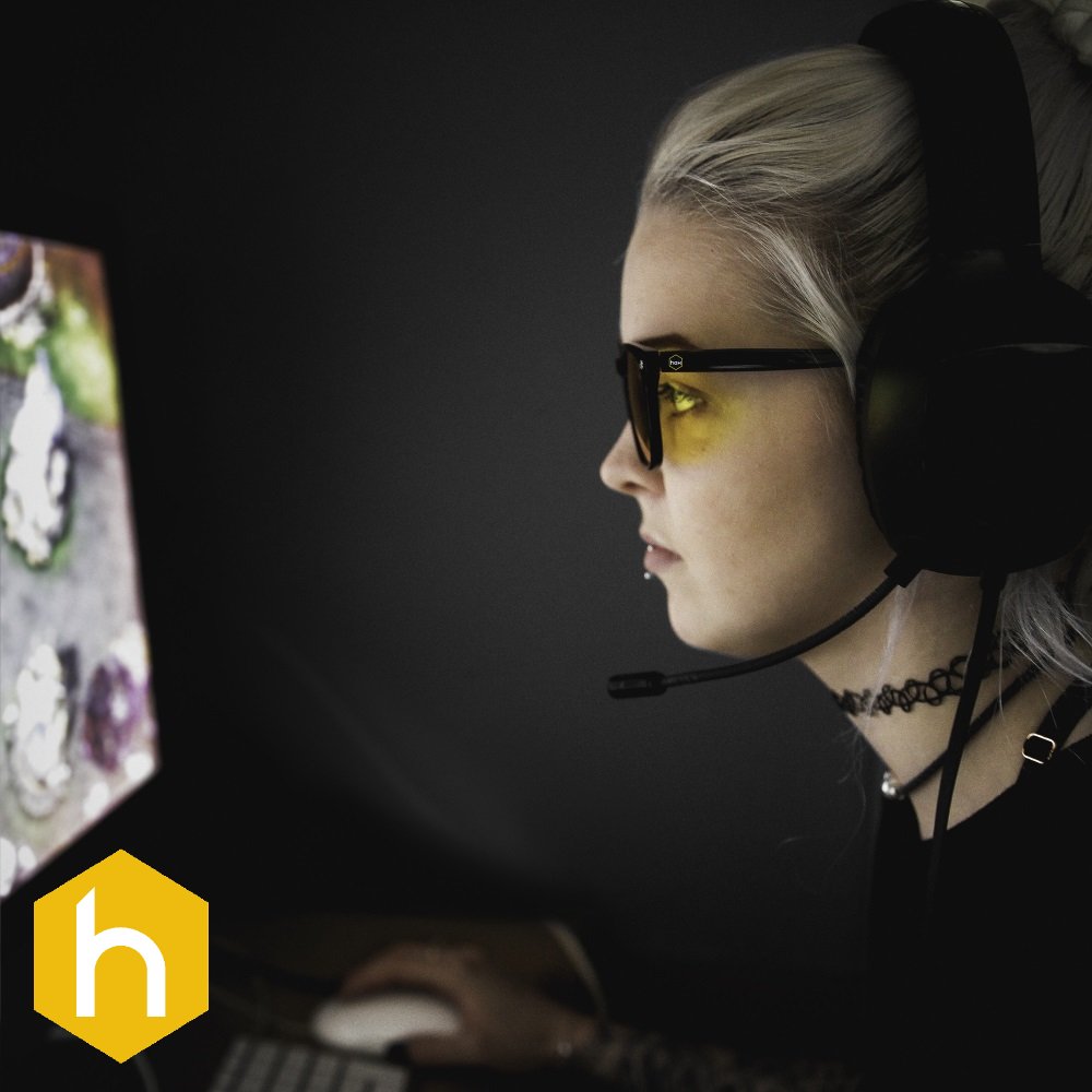 ESSGamingHQ's tweet photo. Super Lightweight • Sleek • Pro Gaming Glasses 

Get yours @HexGamers and use discount code 'ESS' 

#HexGamers #ESSGaming https://t.co/db5uexXSpl