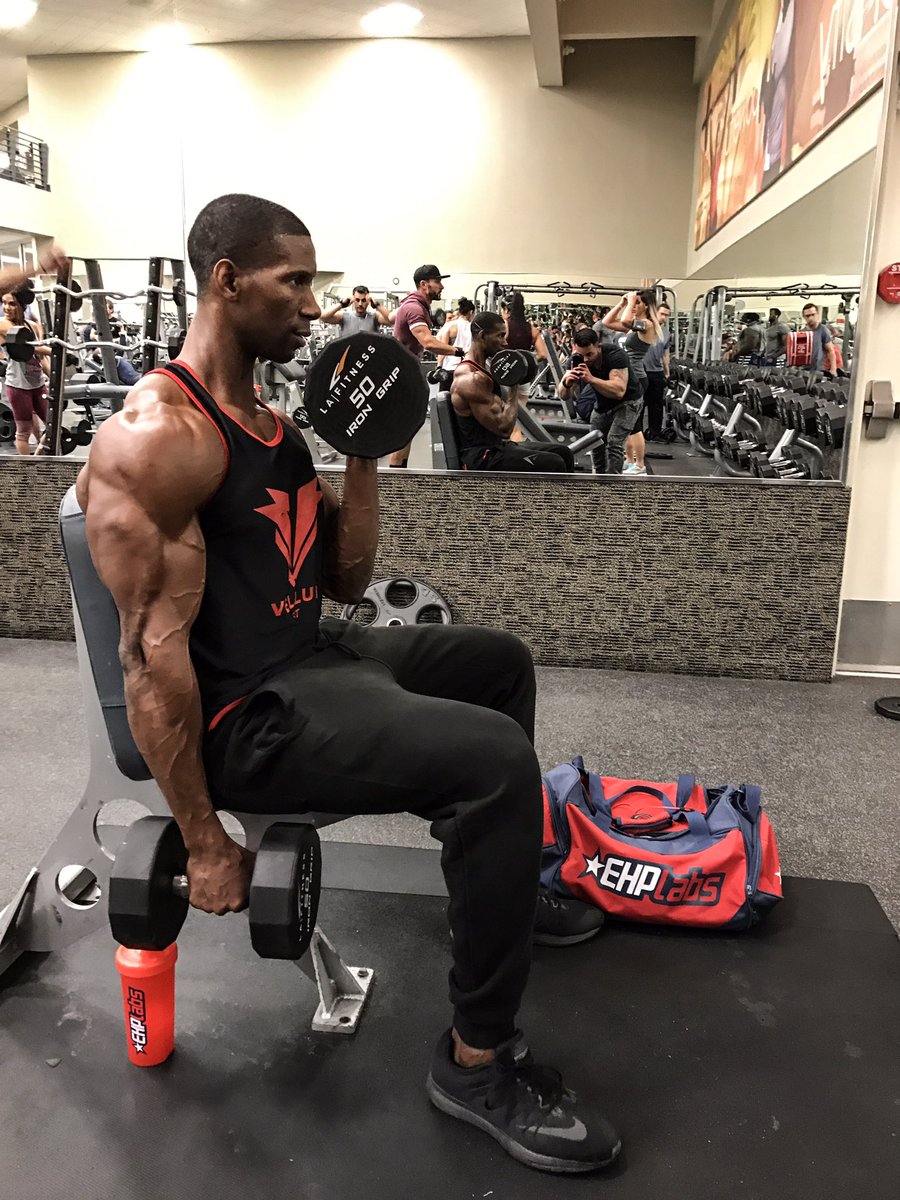 maxthebody's tweet photo. Just give me a time and place @ehplabs we live this.  Always powered by my #BeyondBCAA use my discount code MAXOUT10 #TeamEHP #MaxTheBody https://t.co/BKw8b3Xv0H