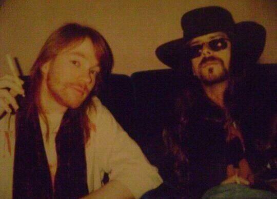 Looking way to cool there Del James
Happy Birthday 