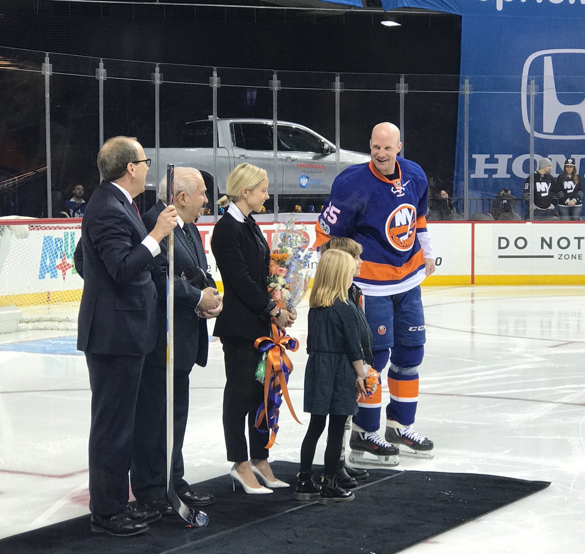 New York Islanders tweet media