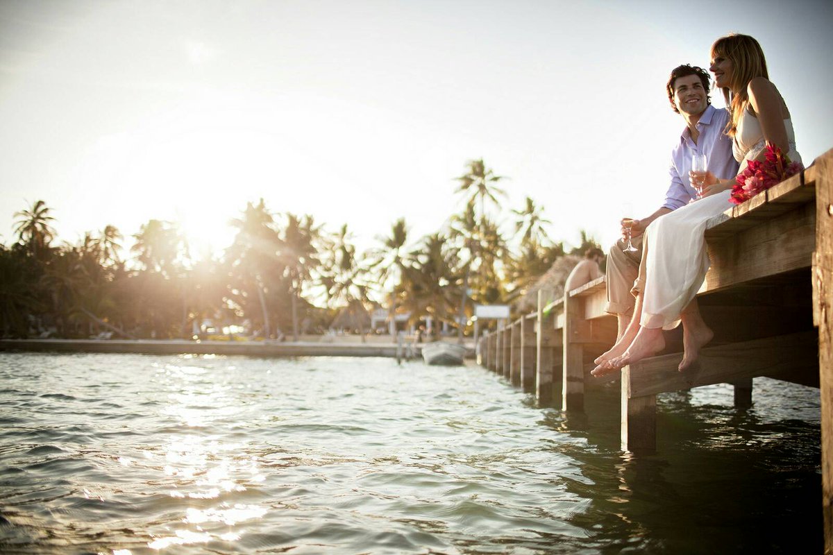 BetexBz's tweet photo. #whybelize Know someone looking for a romantic getaway? Belize is the perfect place for honeymooners and couples. #savoryourbelizeexperience https://t.co/b3mpkVcxB2