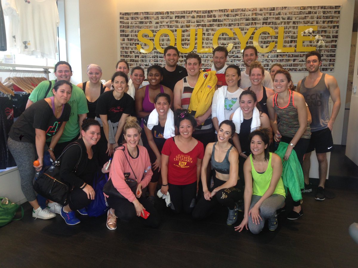 Be12ny's tweet photo. Whoa, what a great workout! Thank you to this awesome group for supporting @CityYearLA's SoulCycle event! https://t.co/4JBSWqhVnL