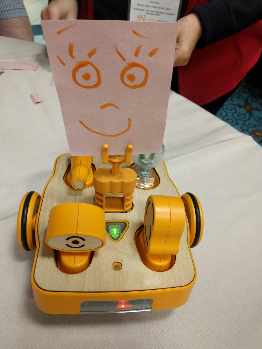 AASully's tweet photo. Getting crafty! #kiborobot #ecstem2017 https://t.co/C3bduNjubP