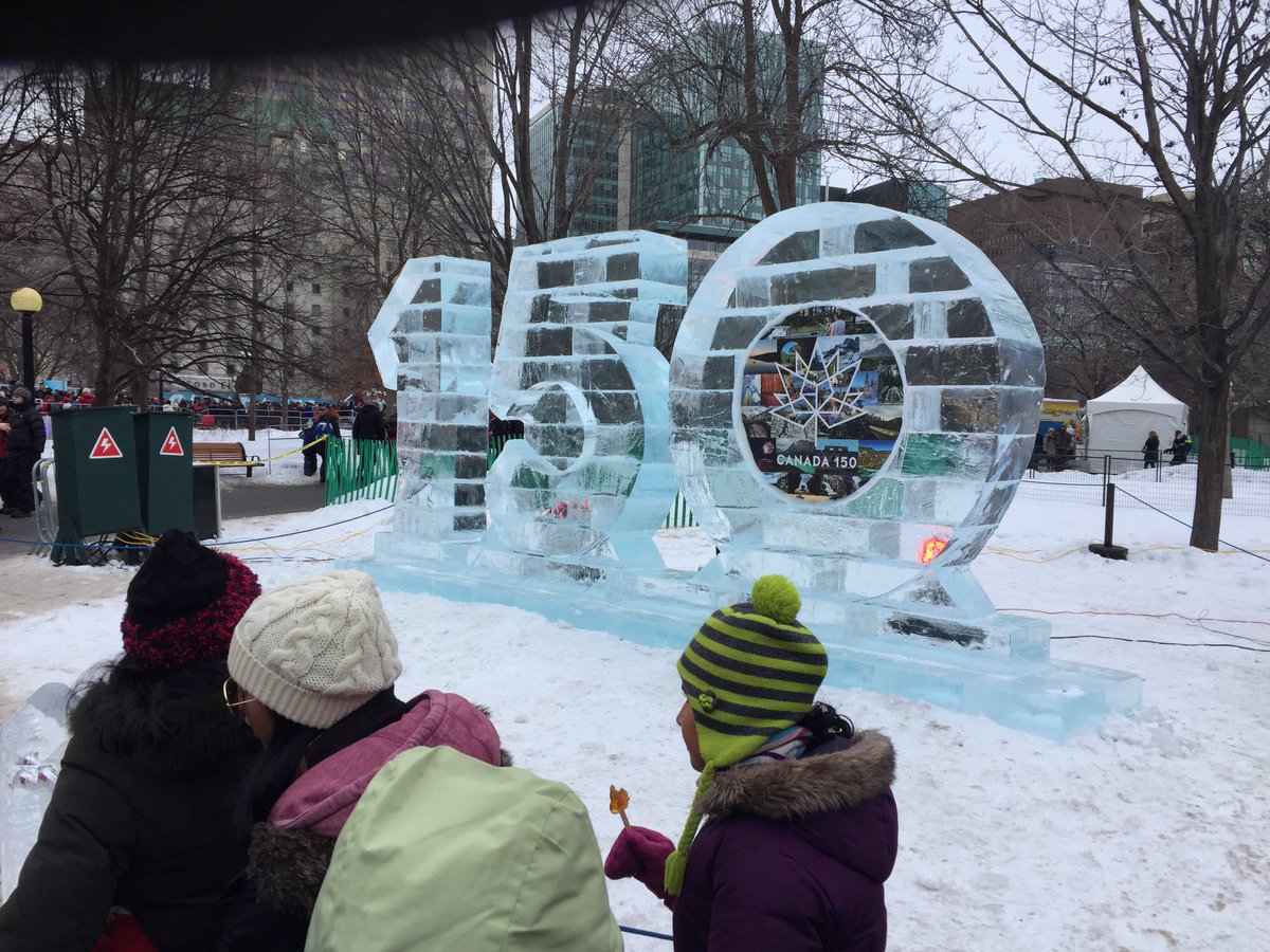 frmgrlnancy's tweet photo. Great day in Ottawa @ #DealerMeeting17 with the crew from @tascodome tons of fun on the Rideau Canal!!! https://t.co/6EIoPt3sKR
