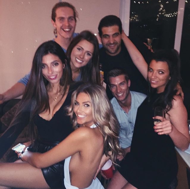 thebiggestbros's tweet photo. A squad full of surprises and crazy people. https://t.co/uRhJVLQ2Es