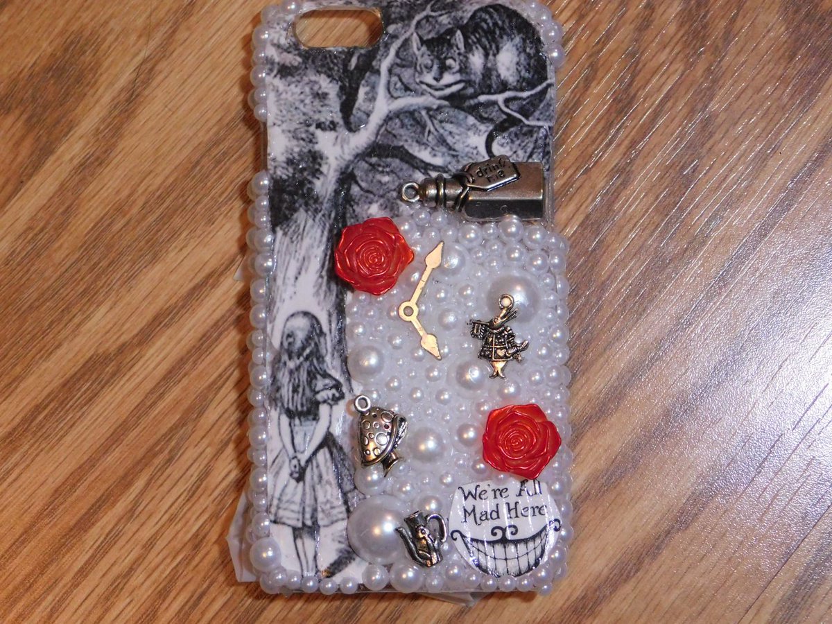 mom44skb's tweet photo. Iphone 6 and 6 s cases for you or someone you love .. come in and shop around! https://t.co/dQaFDRliua #phonecase #iphone #cellcase https://t.co/3Cto6UynjI