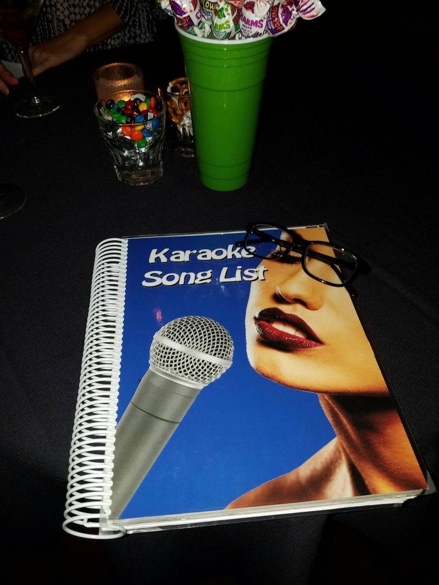 xkchicago's tweet photo. A great addition for any Extreme Karaoke show: A songbook with readers in tow! #karaokeforallages #extremekaraokechi https://t.co/PHn2MnvqRl