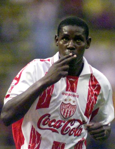 En 1998 <a href="/tindelgado35/">Agustín Delgado</a> perteneció al club mexicano Necaxa ahí se reencontró con <a href="/dtalex_aguinaga/">Alex Aguinaga G 🐝</a> e hicieron una dupla goleadora #ElOtroLadoDe