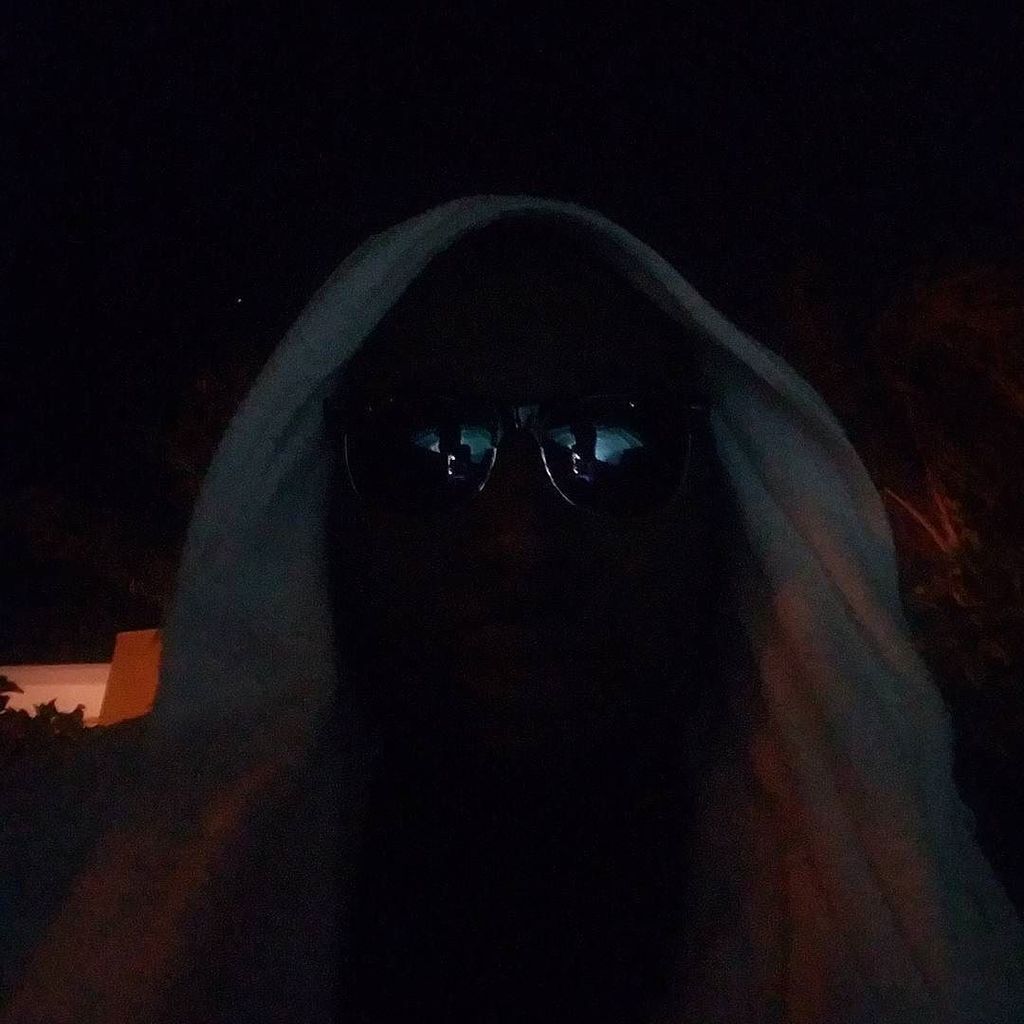 1DueceDomo's tweet photo. #nightvision https://t.co/ZDbyRpWfHC https://t.co/PFfzRtbyGA