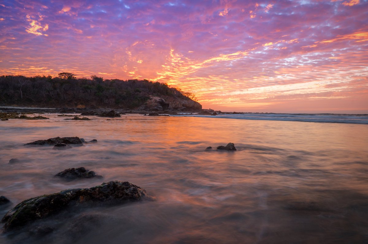 JevenDovey's tweet image. Mazatlan sunsets are the best! 
.
youtu.be/OPkz6wKILv4
.
#mexico #mazatlan #travel #vlog #vlogger #wow #wander #sunset #mavicpro #dji