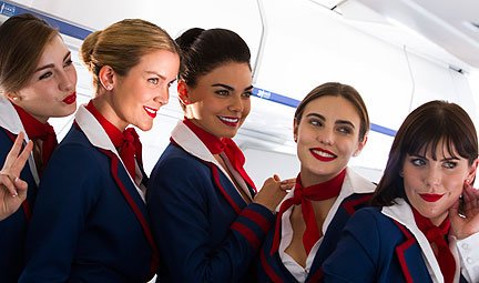PRODU's tweet photo. #LaPiloto estará disponible en @blim a partir del 13 de febrero #LoUltimoEnLATELE @LiviaBritoP @MFernandaYepes https://t.co/7sAQje7IDD