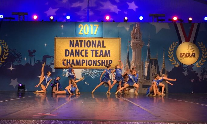 The crowd is loving these picturesque moments from Small Varsity Jazz Semi-Finals 😍 #UDAnationals