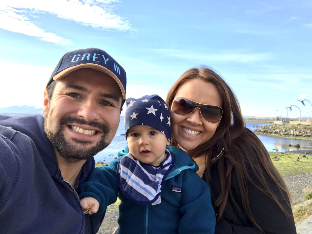rodrigobustama2's tweet photo. Lindo paseo por Puerto Natales en familia!! https://t.co/g6bhnuno3W