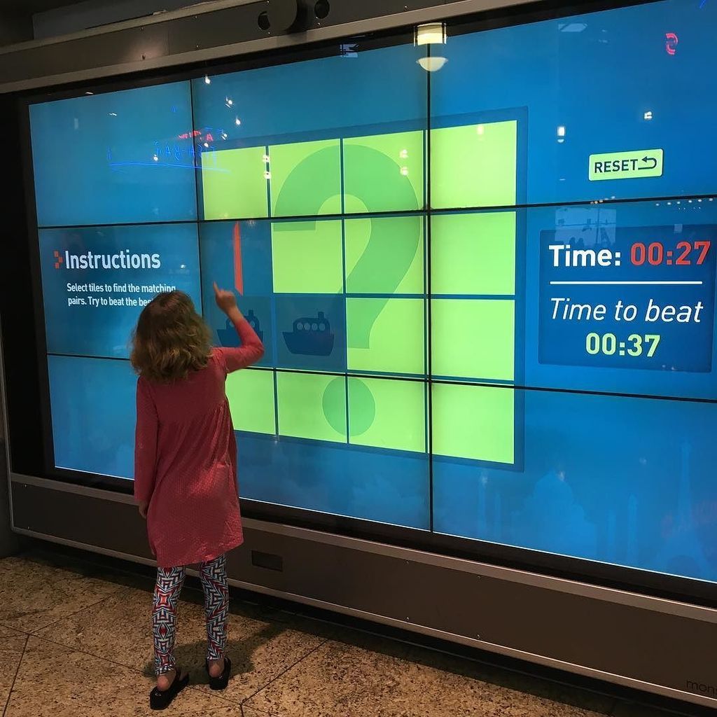 thekimluker's tweet image. Playing the matching game at SeaTac airport. #funeverywhere #seatacairport #californiahere… ift.tt/2k8Peq7