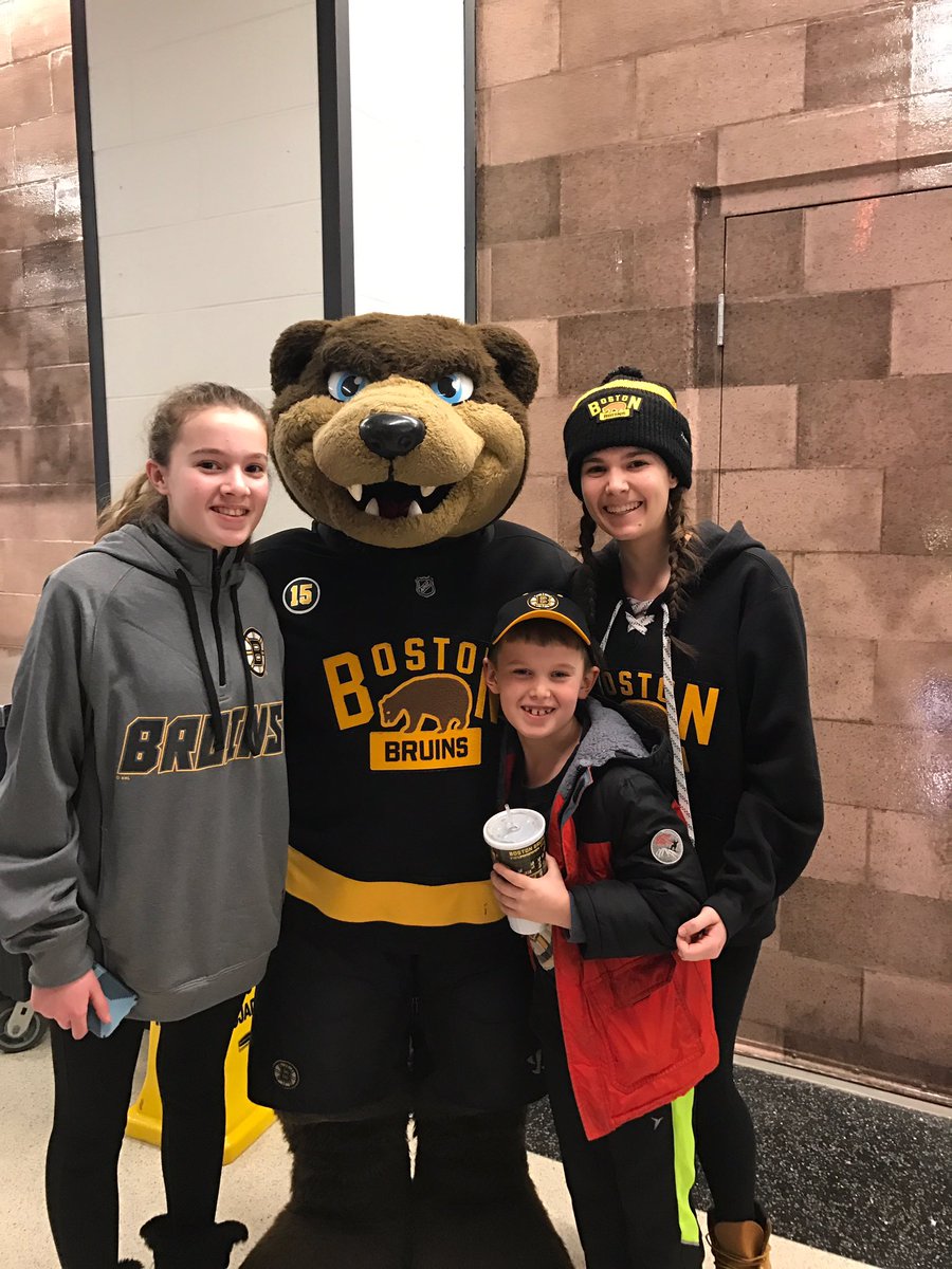 jpdeveau's tweet photo. #NHLBruins https://t.co/qnE34m5d64