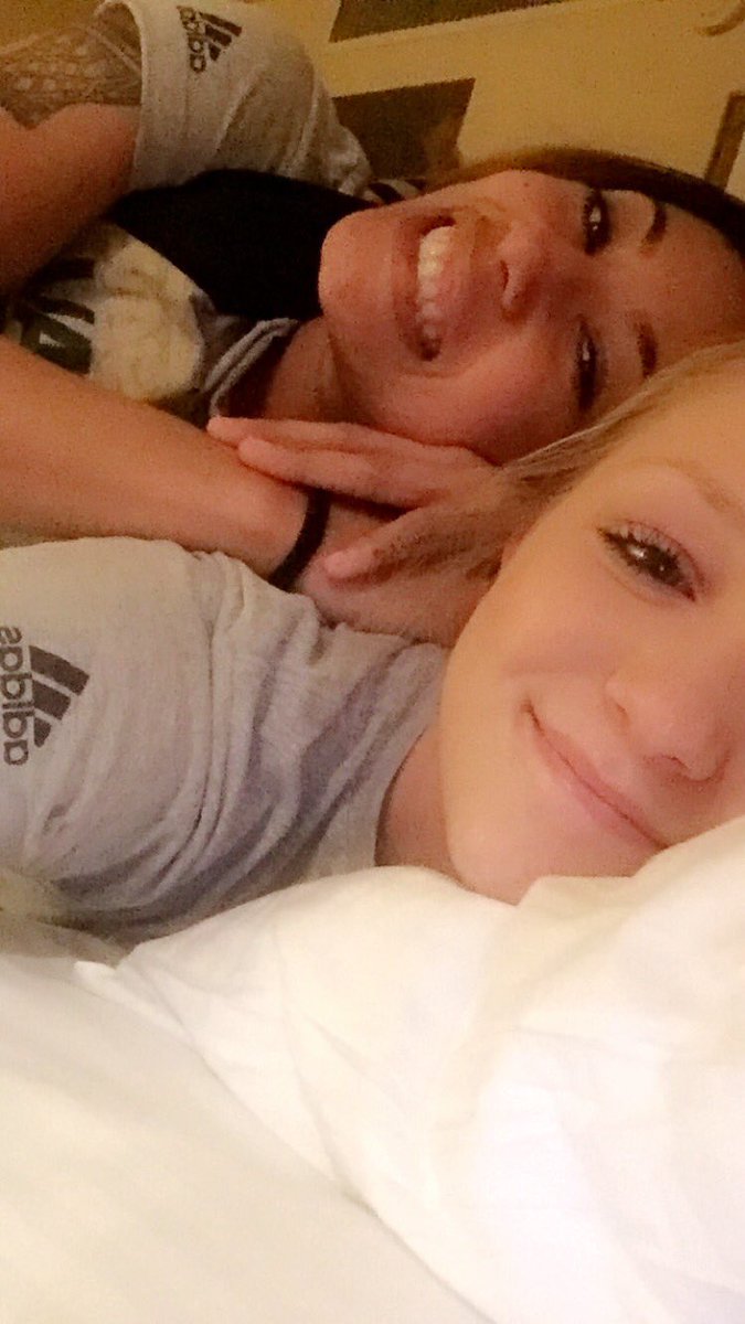 @_Mjaaaye s/o to my gf/ fav basketball player for scoring 1000 points today 💙