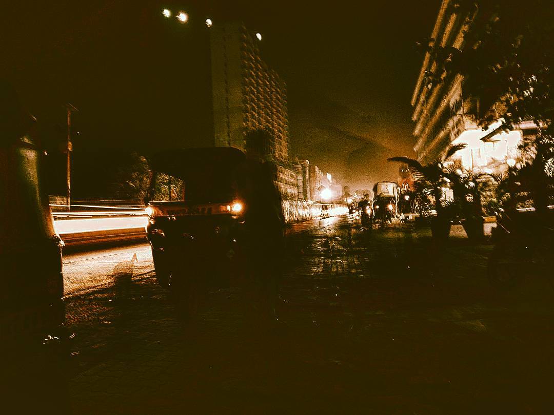 ShraddhaxDaily's tweet photo. [PICS] Filming locations of @ShraddhaKapoor and @SiddhanthKapoor's upcoming film, #Haseena! https://t.co/w2diUztYOw