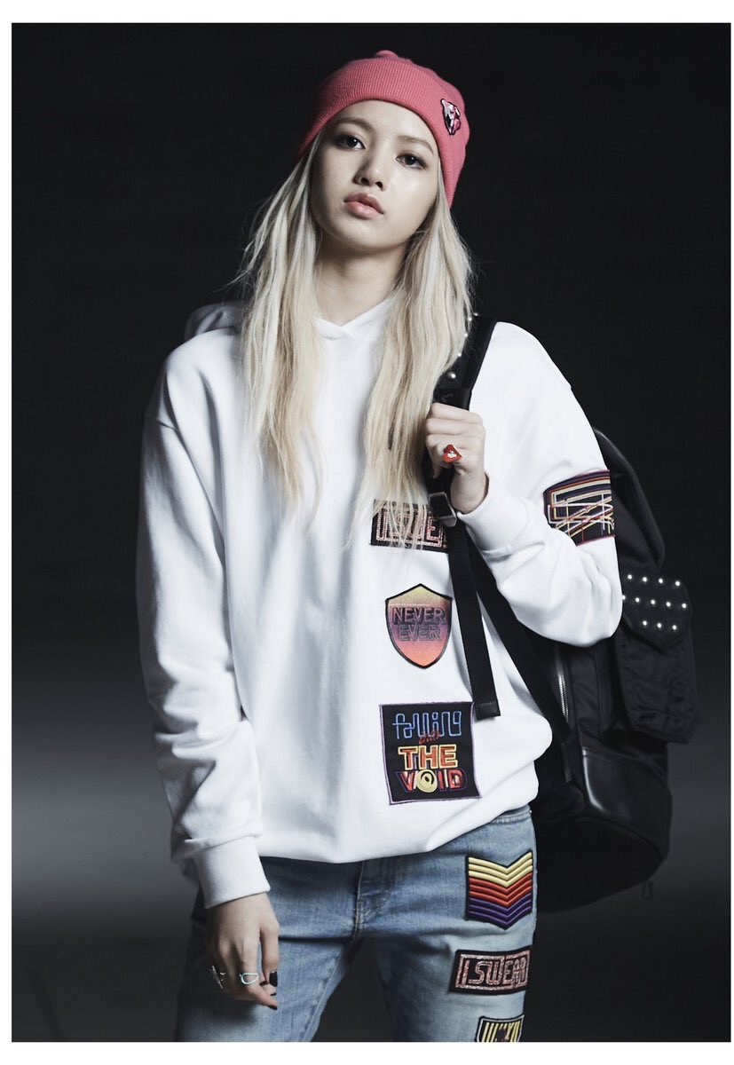 BlackPINK_TH's tweet photo. Lisa for nona9on!!!
cr:bestoflisa

 #BLACKPINK https://t.co/rU12QUToXj