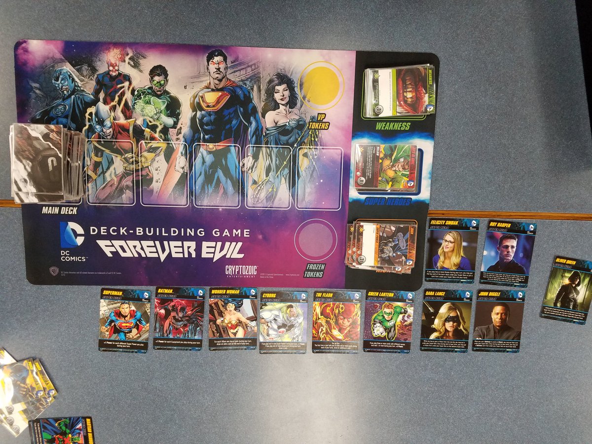 blerdwords's tweet photo. Teaching a few folks how to play @Cryptozoic #dcdeckbuilding at #FlintCon #epicwin #nerdlife https://t.co/xVzPZu2Zkl