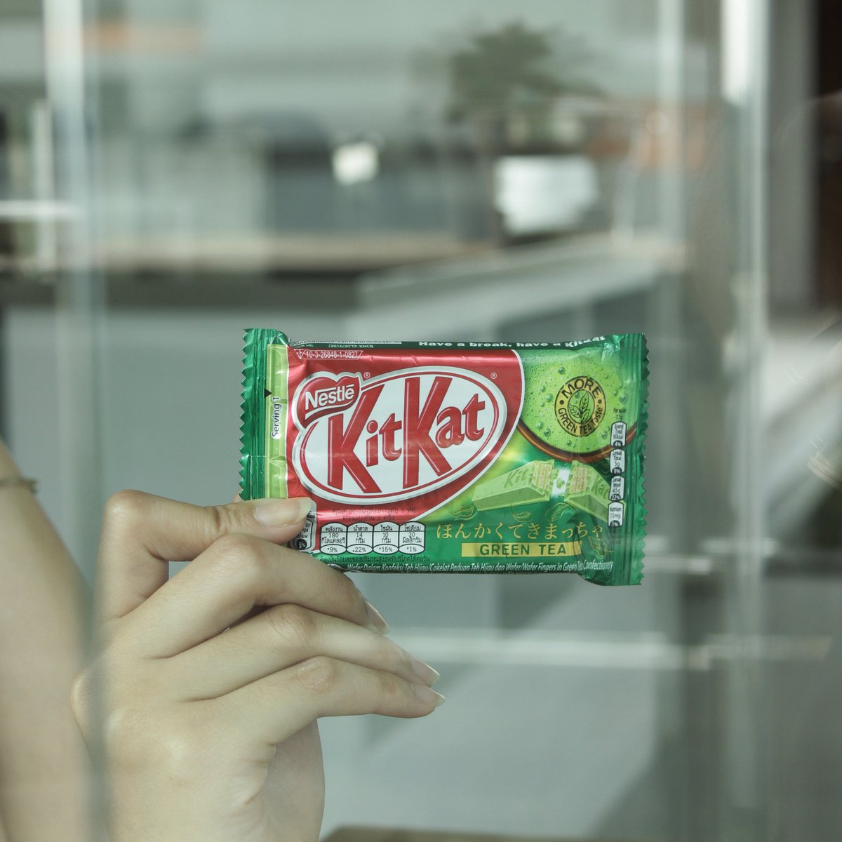 Buat kalian yang tinggal di Jabotabek, udah ikutan #KitkatLoveCourier barengan @KitKat_ID belum? Yuk berbagi valentine wish kalian taun ini!