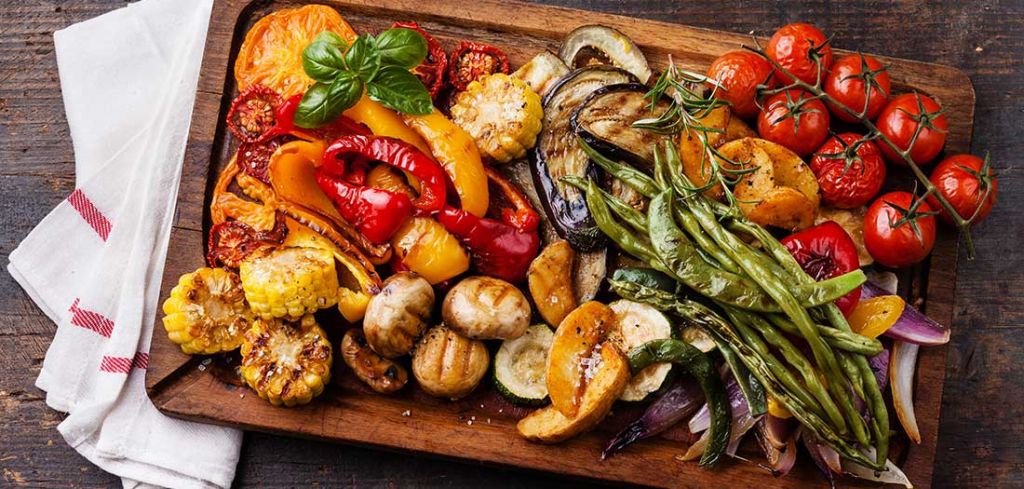 fitsolutions4u's tweet photo. #Vegetarian or not, your #diet should include these five #plantbased foods: https://t.co/bK6tsfOPFu https://t.co/mbeAq5STud