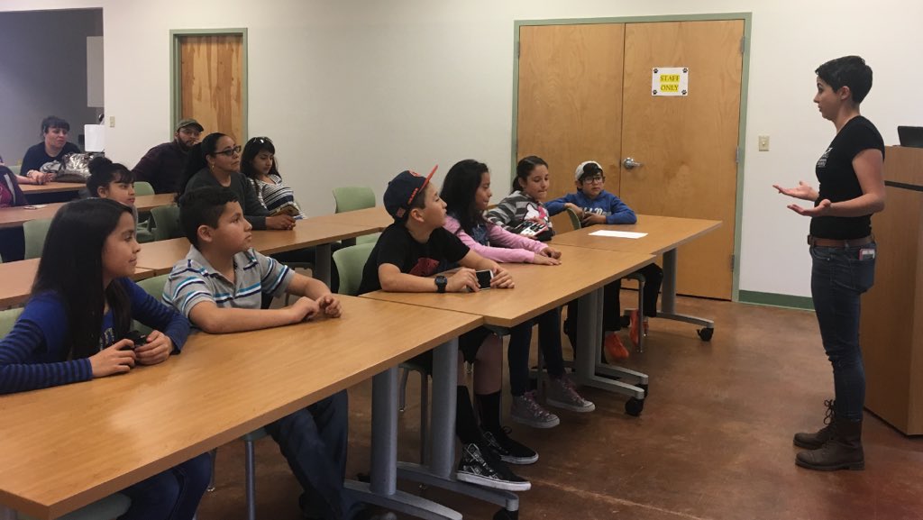 ctorres_VDS's tweet photo. VDS' D. I. team donating check to the Humane Society of EP. Thank you Eagles for donating to a great cause #proudtobeaneagle #TeamSISD https://t.co/TRKZQHlSc5