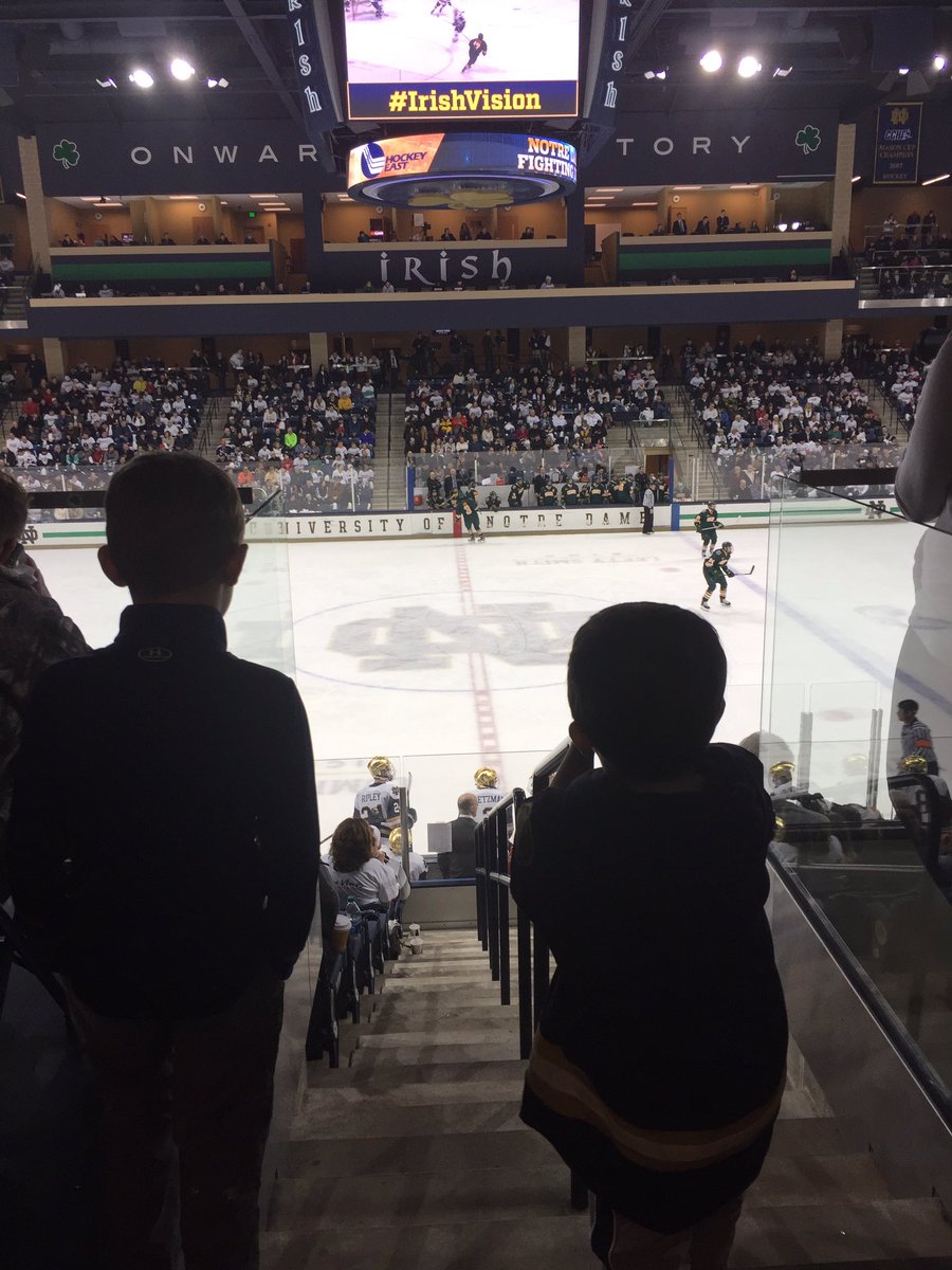 seanmolina's tweet photo. Dreaming of one day wearing the blue and gold for @NDHockey @NDMonogram #IrishVision #goND #classof33 #classof35 https://t.co/E9fklngCFX