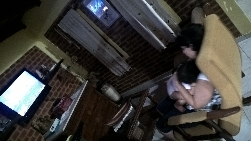 NataaliL's tweet photo. Ellas mirando a Jose Luis Perales #FestivalPais17 https://t.co/G8KHhNqFI5
