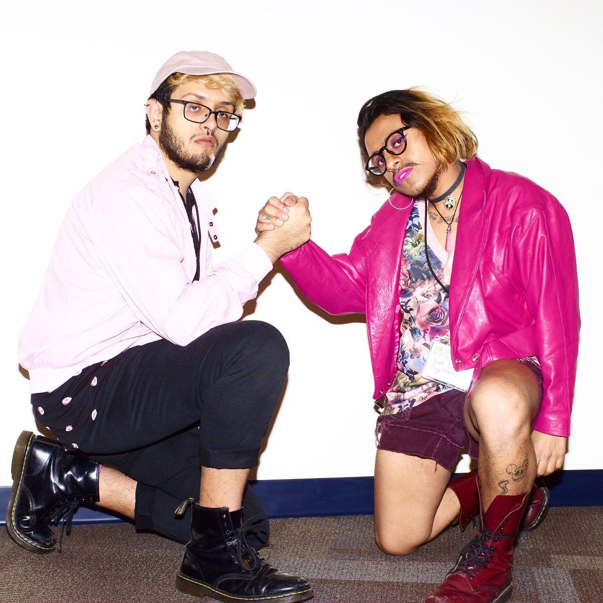 queerstorian's tweet photo. Eli and I @ #presente2017 💕💕 https://t.co/dK0QRT9Fnq