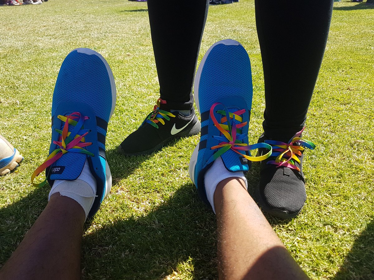 Lemmie123's tweet photo. #LaceupforCancer #ForDad @CaronG90 https://t.co/icBmvYhONs