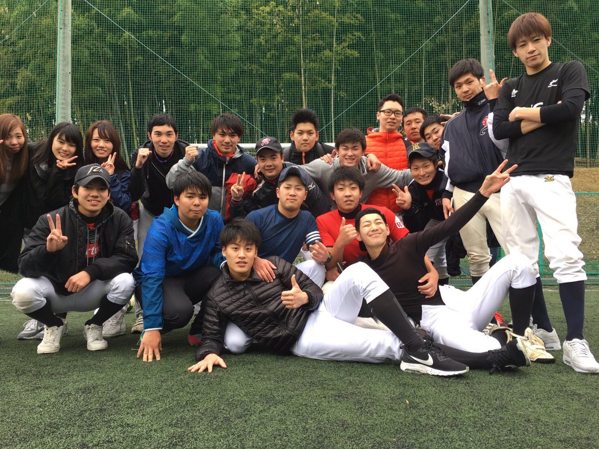 KI_7_8's tweet photo. フットサルしよってなるまでグダリまくったけどおもろかった〜〜
次こそ野球やね⚾️
#ST1D https://t.co/hx6PyIOBdn