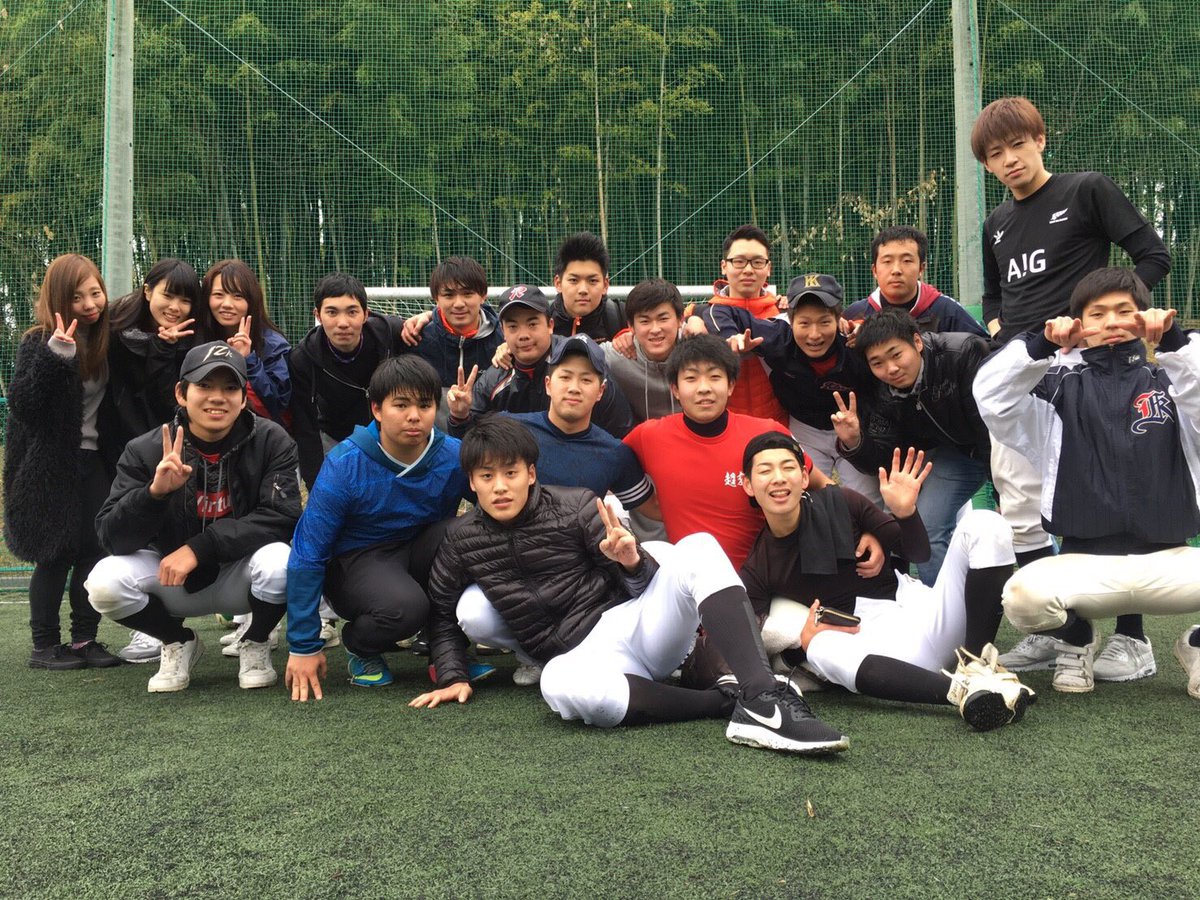 KI_7_8's tweet photo. フットサルしよってなるまでグダリまくったけどおもろかった〜〜
次こそ野球やね⚾️
#ST1D https://t.co/hx6PyIOBdn