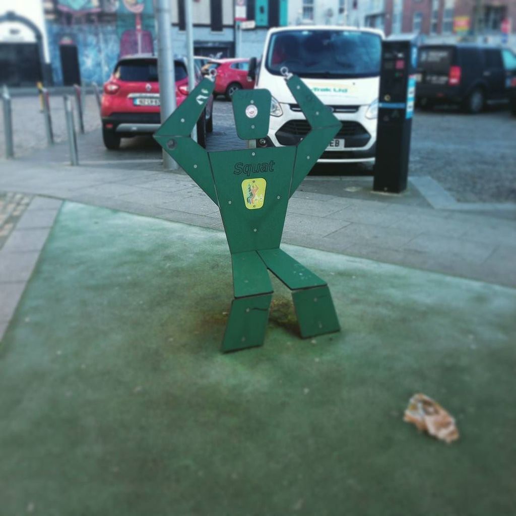 Keywest_Kav's tweet image. Freeze robot! #robotpolice #tw