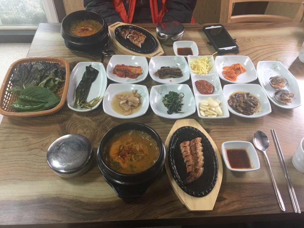 악동™ tweet media