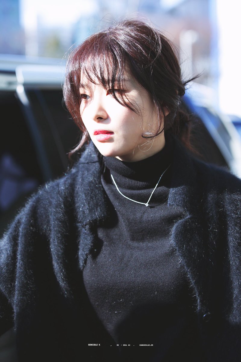 Seulgi_Support's tweet photo. [HQ] 170202 #레드벨벳 #SEULGI #슬기 🐻 To/From Cultwo Show (©Sensible K)
https://t.co/689EJNjnAy
https://t.co/kdM8eVKMmE
https://t.co/ZcAhAQ1h0E https://t.co/9OaHT6f5kr