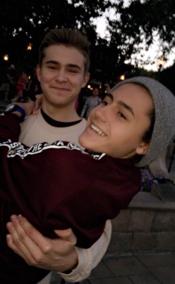 simplyfiym's tweet photo. like for #guisaak retweet for #gicky https://t.co/5jDvOFPB6V