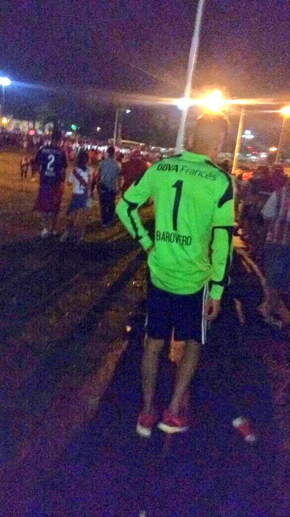 TutiRiverPlate's tweet photo. #SiempreEstaremos https://t.co/aazDOEtHpn