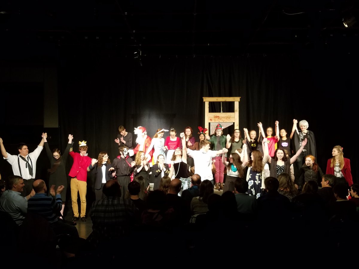 gdplayers's tweet photo. Final Bows. So many talented students. Great energy, cooperative, and kind. #gdrsdchat #gdstrong https://t.co/GBGjBWzq8T