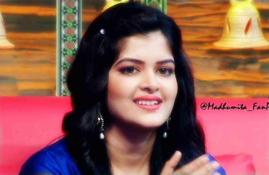 Madhumita_FC's tweet photo. #HappySunday !!💙💙
#MadhumitaChakraborty 
Exclusive Pics Coming 🔜
Keep following #Madhumita_FC Twitter✔ https://t.co/o0EKcYOnIq