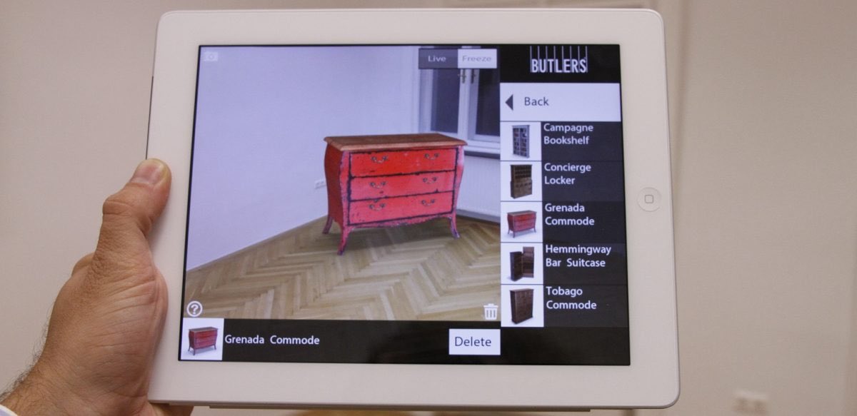PetiotEric's tweet photo. Will VR &amp; AR Transform E-Commerce into V-Commerce? 

https://t.co/q4JtD52eiK 
via @Ecom_Nation
#ecommerce #cognitive #retail #disrupt #innov https://t.co/faiw4POsxR