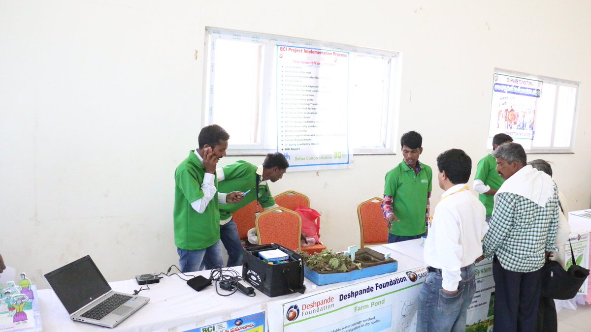 dcseLEAD's tweet photo. Farmers visiting the stalls where few agro products are exhibited 

#SandboxDD #KSDD https://t.co/UduJLJco32