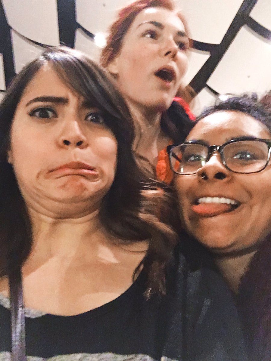 DonMilonakis's tweet photo. Here's my friends at their worst. #DoubleChins #DerpFace #EyeStillLoveYall #Fav #Lyssa #Drewt #Alex #Bustos #Bern https://t.co/7nkEcIagWk