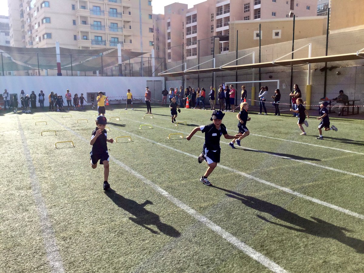 OnyxWSO's tweet photo. Year 2 Onyx students in the hurdles last week! #TeamOnyx #WSOSportsDay 🌟 https://t.co/TQra8NxzbH